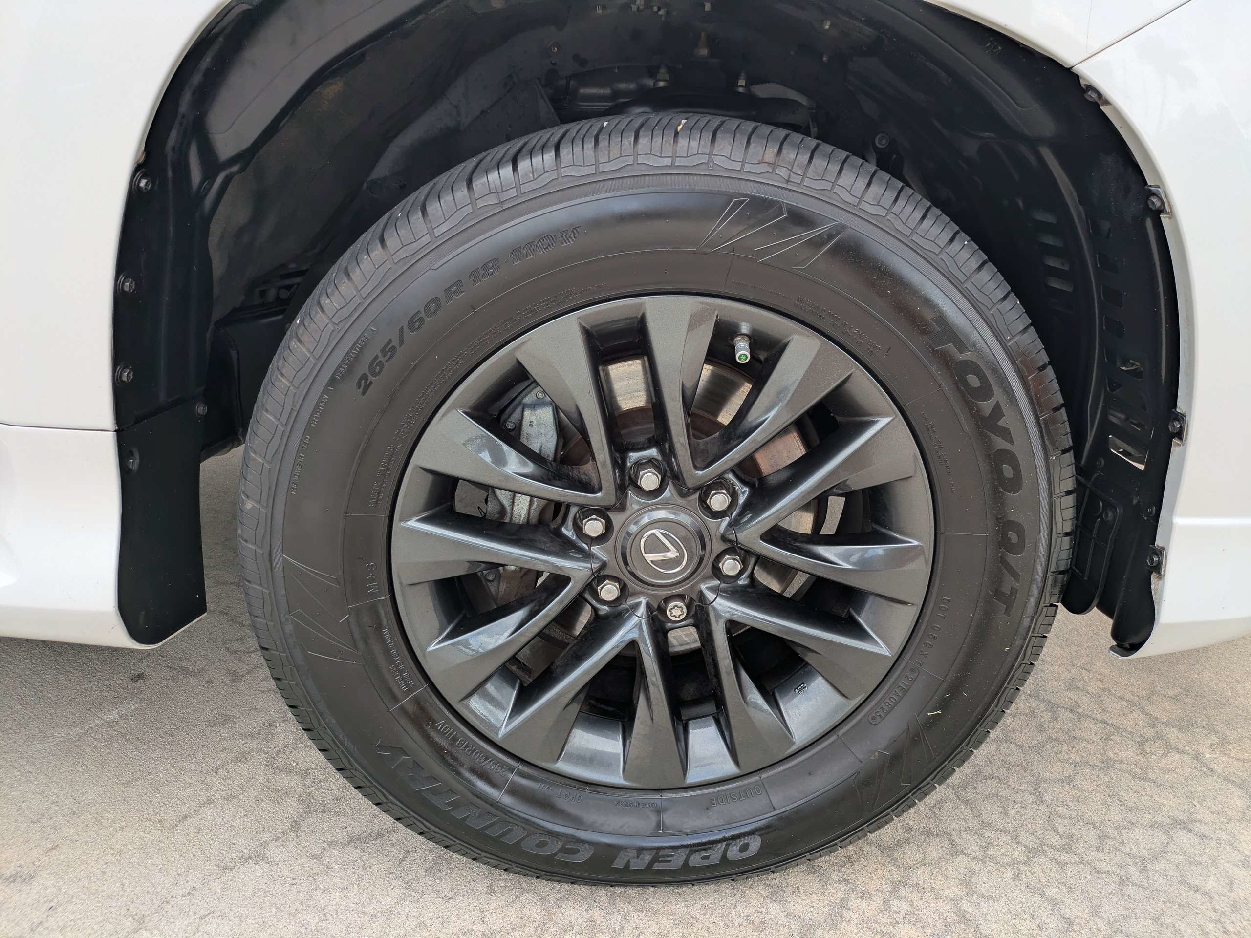 Used 2021 Lexus GX 460 Premium w/ Premium Package AWD/4WD image 9