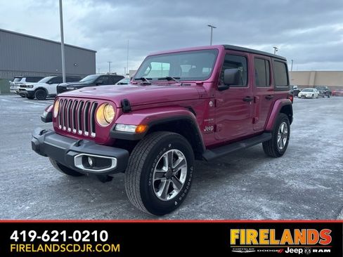 Used 2022 Jeep Wrangler Unlimited Sahara w/ Cold Weather Group image 3