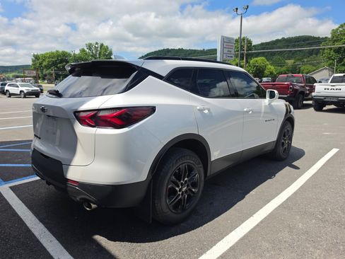 Used 2020 Chevrolet Blazer LT AWD/4WD image 3