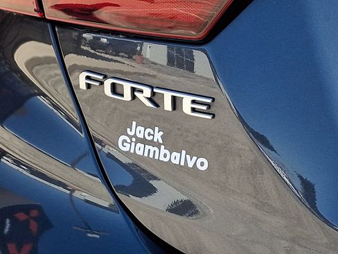 Used 2023 Kia Forte GT-Line w/ GT-Line Premium Package image 31