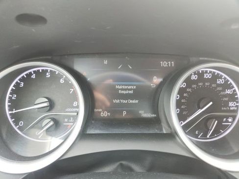 Used 2023 Toyota Camry XLE w/ Cold Weather Package AWD/4WD image 13