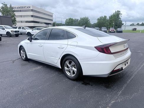 Used 2021 Hyundai Sonata SE FWD image 3