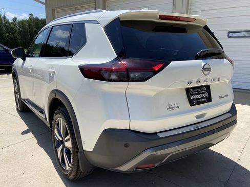 Used 2023 Nissan Rogue SL w/ SL Premium Package AWD/4WD image 5