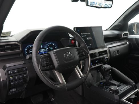 Used 2024 Toyota Tacoma TRD Off-Road AWD/4WD image 25