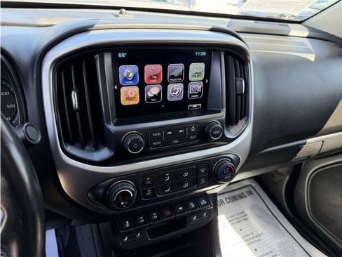 Used 2018 Chevrolet Colorado ZR2 AWD/4WD image 40