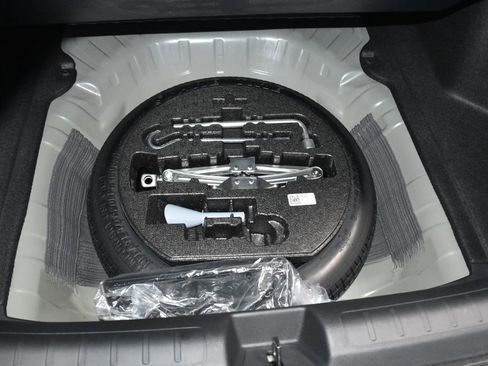 Used 2025 Honda Civic LX image 33