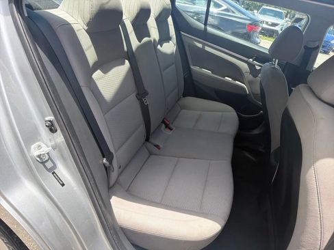 Used 2020 Hyundai Elantra SEL FWD image 16