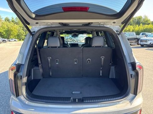 Used 2025 Kia Telluride EX X-Line AWD/4WD image 6