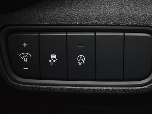 Used 2025 Kia Soul LX image 18