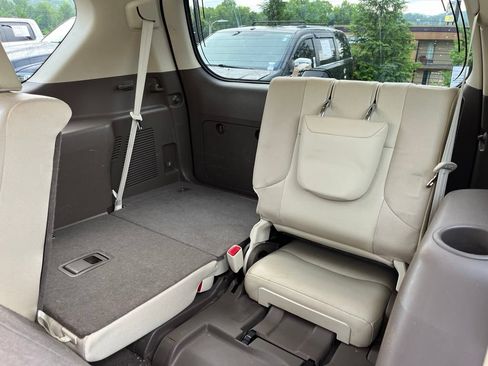 Used 2014 Lexus GX 460 w/ Premium Package AWD/4WD image 10