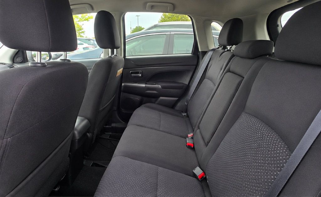 Used 2014 Mitsubishi Outlander Sport ES FWD image 10