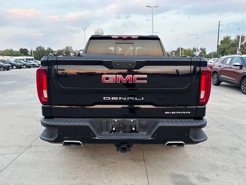 Used 2023 GMC Sierra 1500 Denali w/ Technology Package AWD/4WD image 6