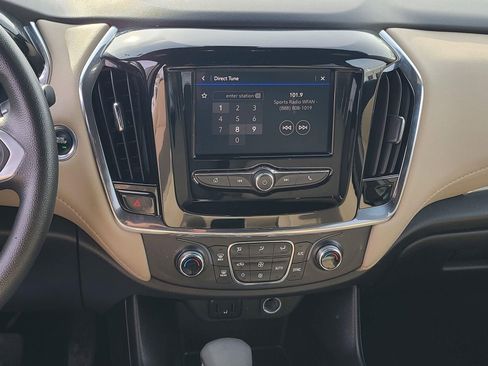 Used 2023 Chevrolet Traverse LS AWD/4WD image 13