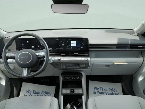 Certified 2024 Hyundai Kona Limited FWD image 17