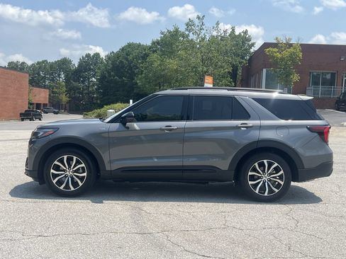 New 2026 Ford Explorer ST-Line w/ Premium Package RWD image 22