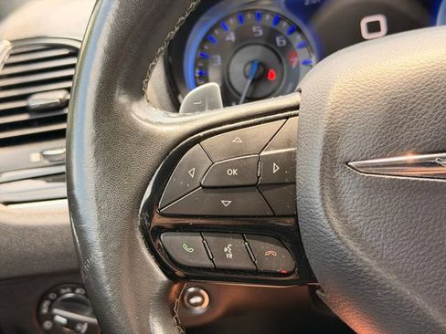 Used 2020 Chrysler 300 S RWD image 25