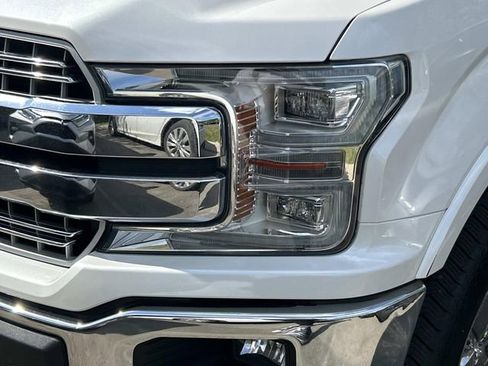 Used 2019 Ford F150 Lariat w/ Equipment Group 502A Luxury AWD/4WD image 7