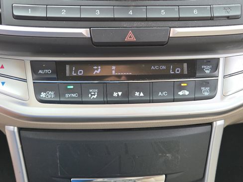 Used 2013 Honda Accord LX image 30