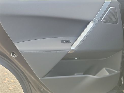 New 2026 BMW iX xDrive60 AWD/4WD image 10