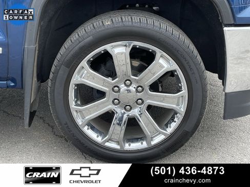 Used 2017 GMC Sierra 1500 SLT w/ SLT Premium Package image 32