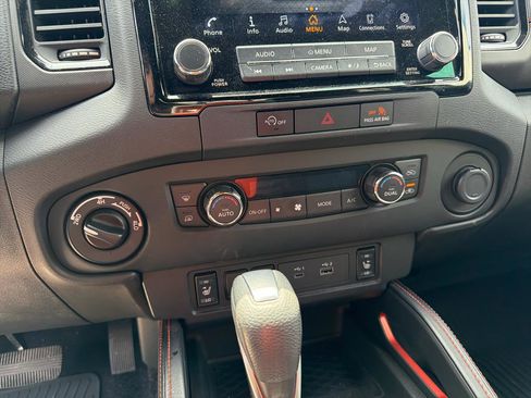 Used 2024 Nissan Frontier PRO-4X w/ Pro Convenience Package image 28