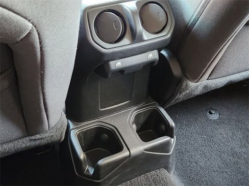 Used 2023 Jeep Wrangler Willys image 29