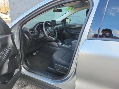 Used 2023 Ford Escape Active AWD/4WD image 10