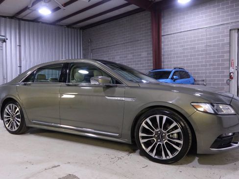 Used 2017 Lincoln Continental Select w/ Technology Package image 7