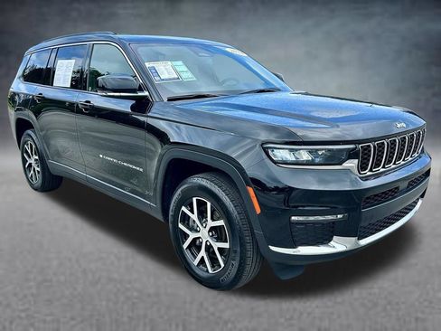 Used 2024 Jeep Grand Cherokee L Limited RWD image 3