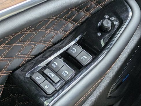 Used 2023 Jeep Grand Cherokee L Summit w/ Advanced Protech Group IV AWD/4WD image 25