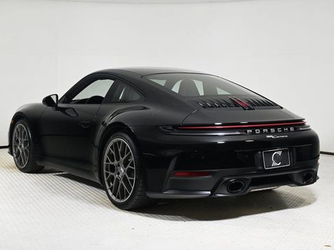Used 2025 Porsche 911 Carrera w/ Sport Chrono Package image 3