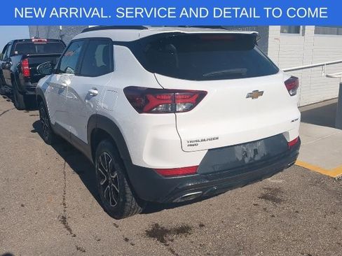 Used 2023 Chevrolet TrailBlazer ACTIV AWD/4WD image 4