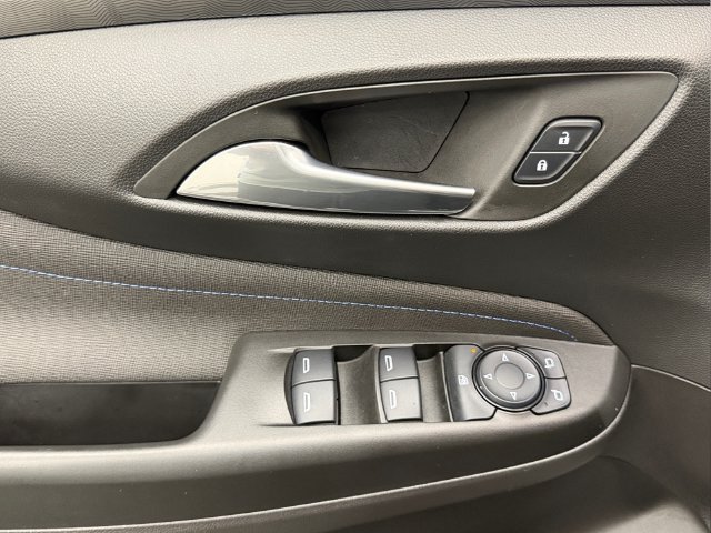 Used 2025 Buick Envista Sport Touring w/ Convenience I Package FWD image 14