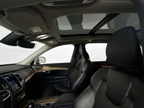 Used 2023 Volvo XC90 B6 Plus w/ Protection Package Premier image 23