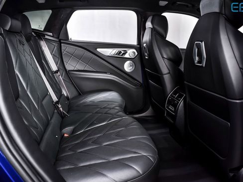 Used 2023 BMW XM image 23