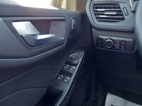 Used 2023 Ford Escape Active w/ Tech Pack #2 AWD/4WD image 26