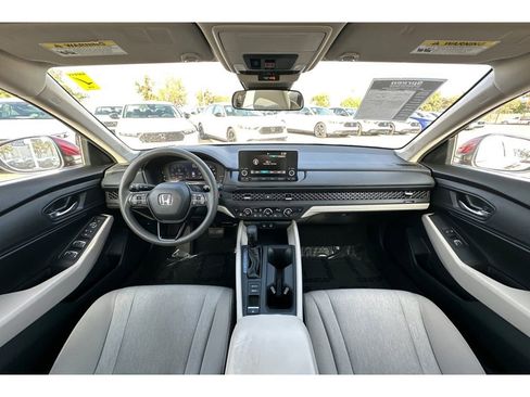 Certified 2023 Honda Accord EX image 15