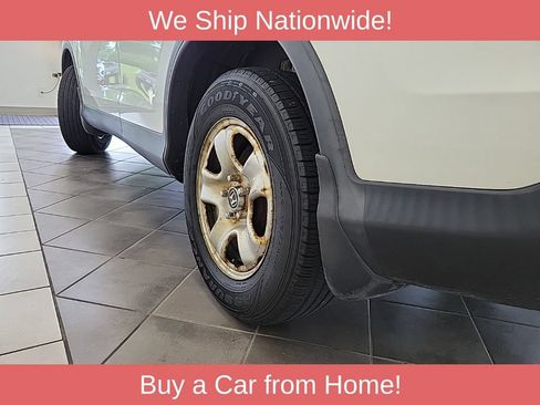 Used 2014 Honda CR-V LX image 16