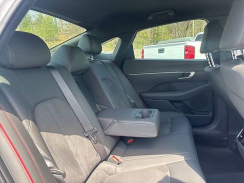 Used 2021 Hyundai Sonata SEL Plus w/ Preferred Accessory Package image 15