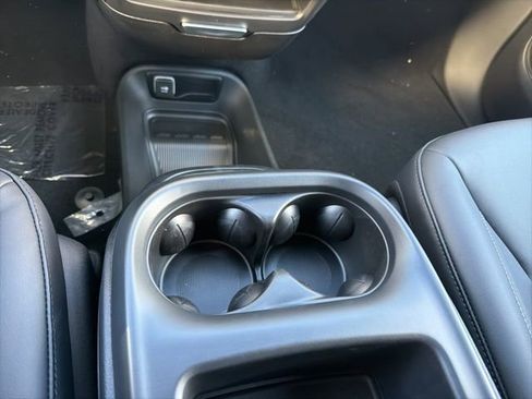 New 2026 Chrysler Pacifica Select w/ S Appearance Package image 15