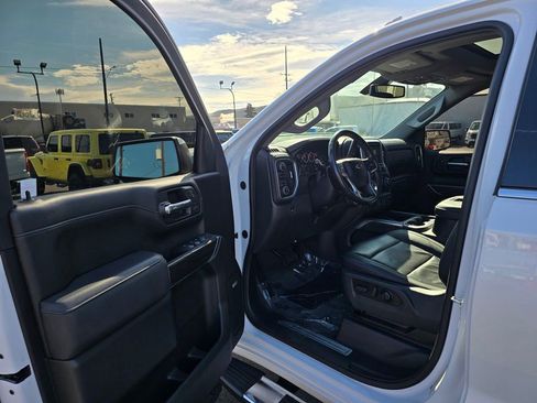 Used 2022 Chevrolet Silverado 1500 LTZ AWD/4WD image 19