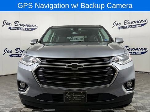Used 2019 Chevrolet Traverse LT w/ LT Premium Package image 3