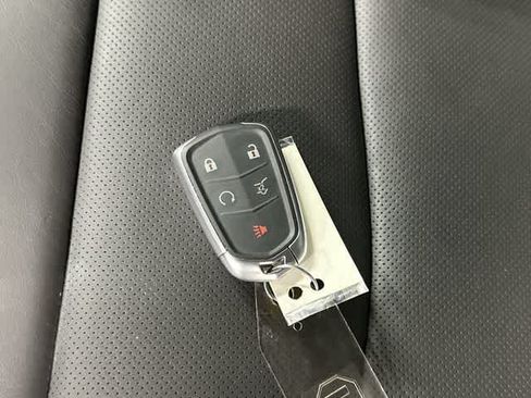Used 2023 Cadillac XT6 Sport w/ Technology Package AWD/4WD image 33