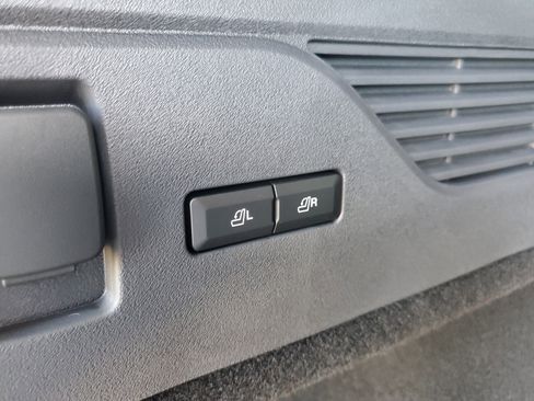 New 2026 Lincoln Nautilus Reserve image 32