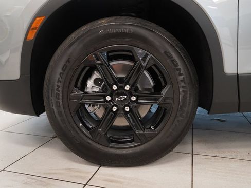 Used 2026 Chevrolet Blazer LT w/ Convenience Package FWD image 18