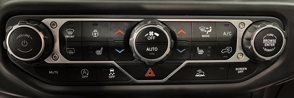 Used 2023 Jeep Gladiator Mojave w/ Cold Weather Group AWD/4WD image 38