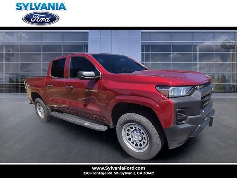 Used 2023 Chevrolet Colorado W/T w/ Advanced Trailering Package RWD image 1