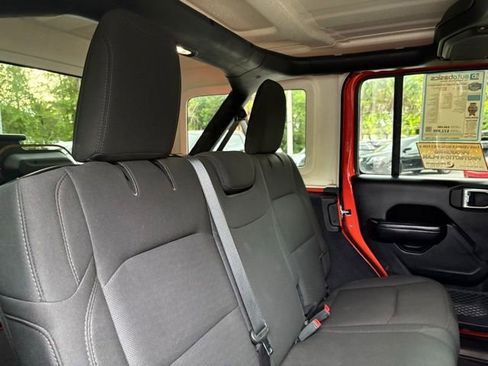 Used 2019 Jeep Wrangler Unlimited Sport S AWD/4WD image 26