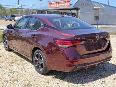 Used 2024 Nissan Sentra SV w/ All-Weather Package image 10