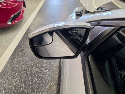 Used 2017 Ford Focus SEL FWD image 40